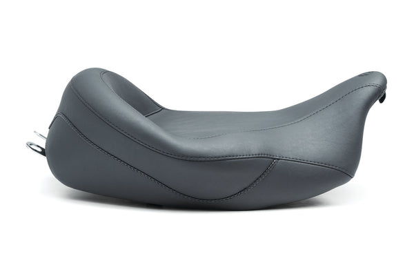 ハーレーダビットソン　ソロシート　マスタング 31196_1350x900_RGB_72DPI_grand